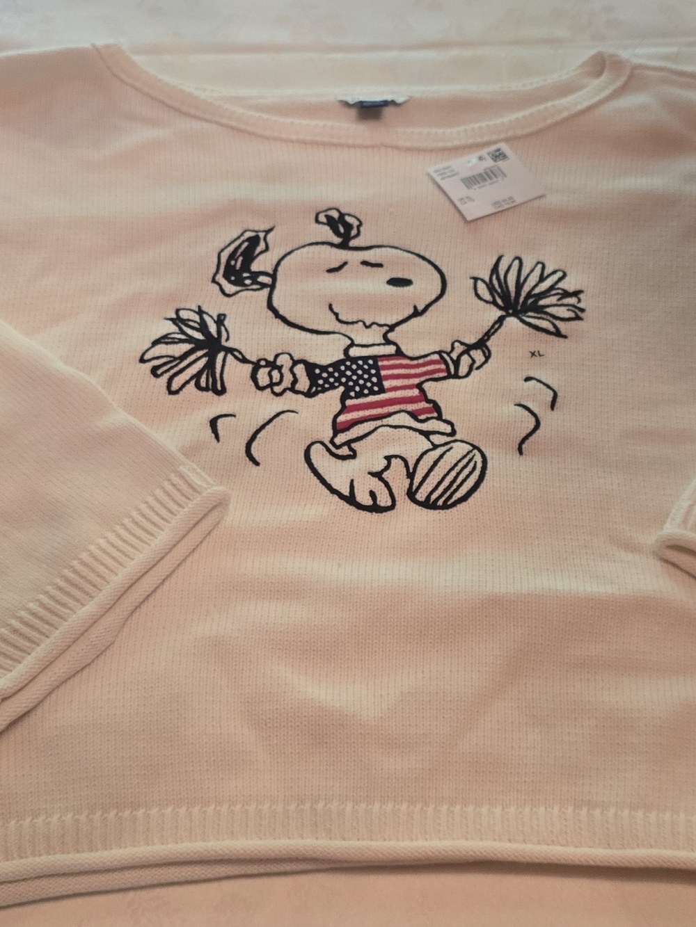 American EAGLE Snoopy Graphic Sweater with American Flag